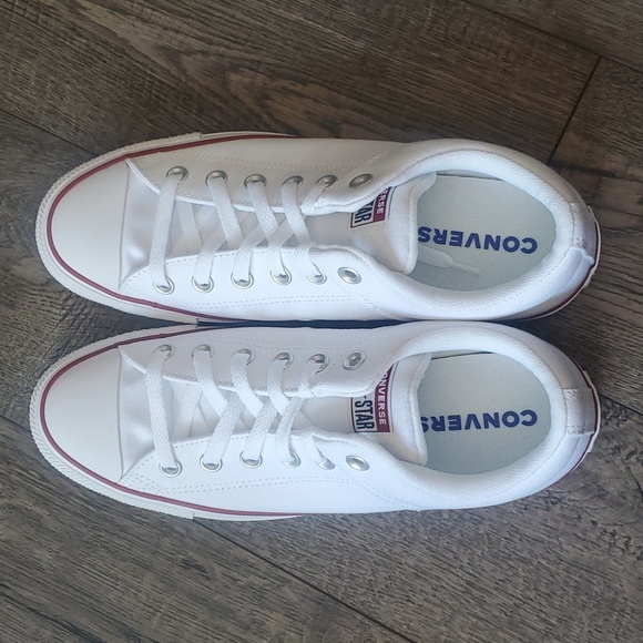 White Converse - Picture 2 of 6